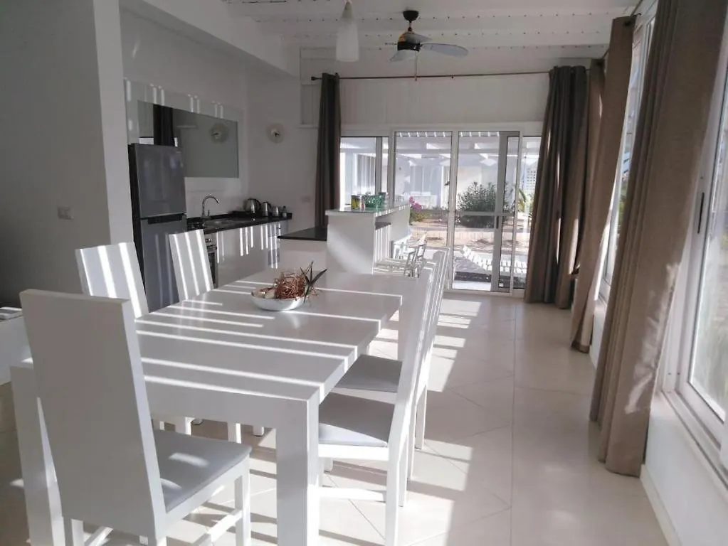 Holidays Praia Chaves Boavista Bed & Breakfast